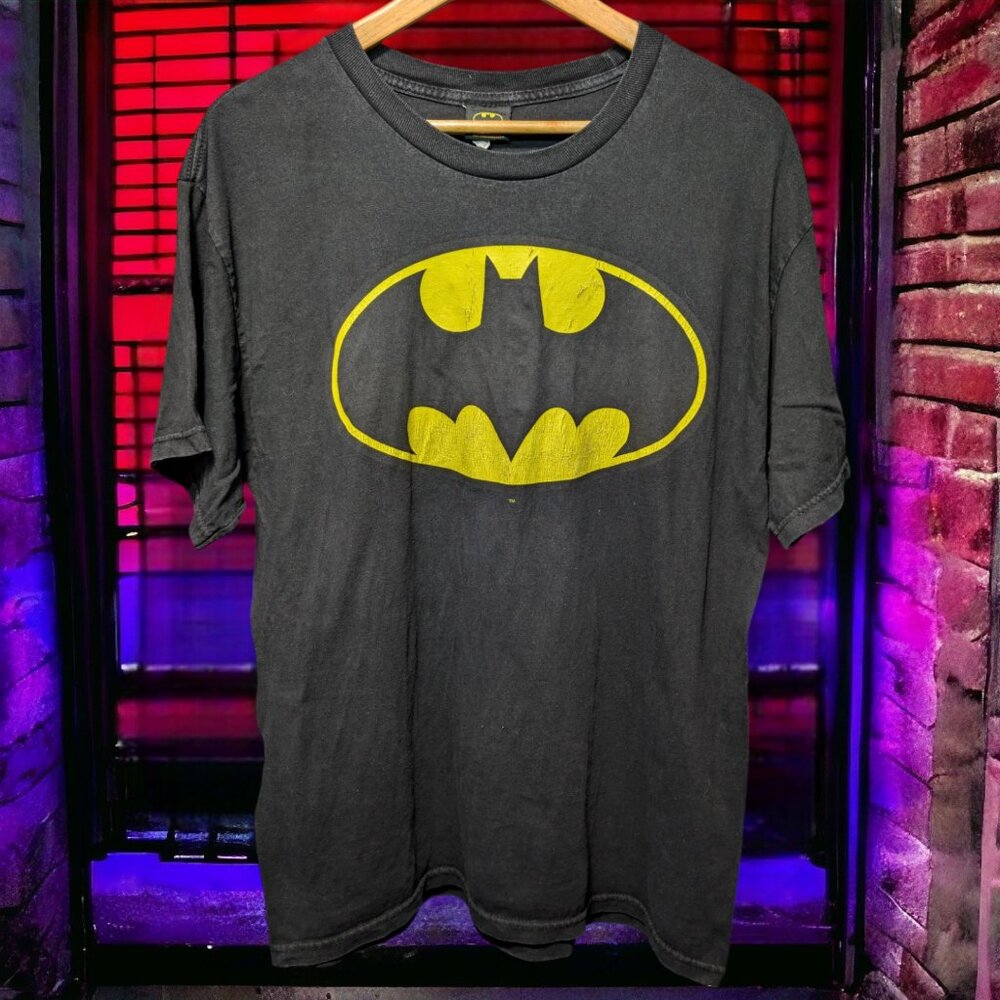 Batman Logo T-Shirt, Large
